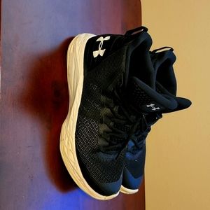 Under Armour Sneakers